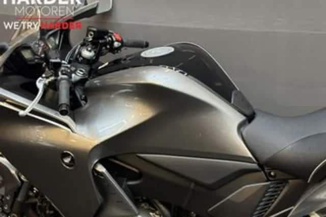 Honda VFR 1200 F (2010) thumbnail 6