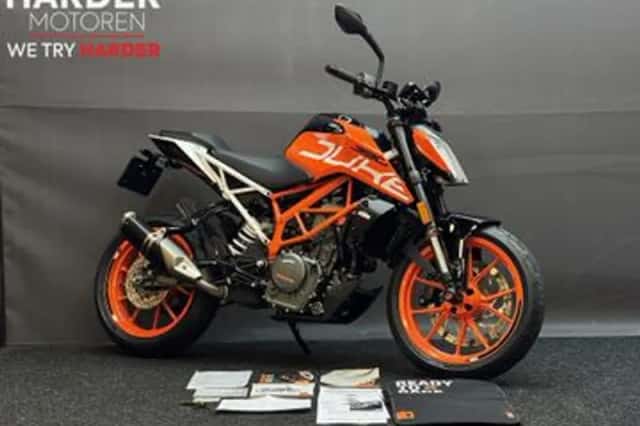 KTM 390 Duke (2018) thumbnail 1