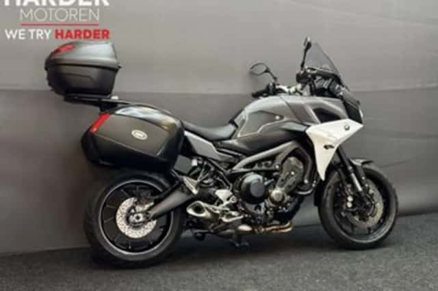 Yamaha Tracer 900 (2018) thumbnail 3