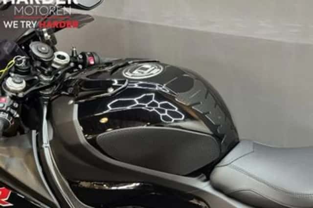 BMW S 1000 RR (2021) thumbnail 6