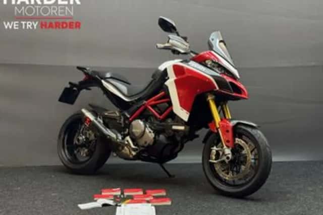 DUCATI MULTISTRADA 1260 PIKES PEAK (2018) thumbnail 1