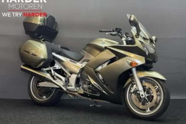 Yamaha FJR1300 (2006) thumbnail 1