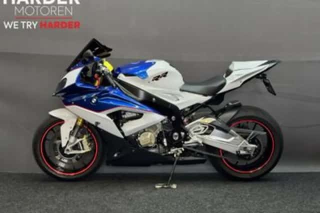 BMW S 1000 RR (2016) thumbnail 4