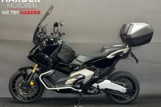 Honda X ADV (2025) thumbnail 4