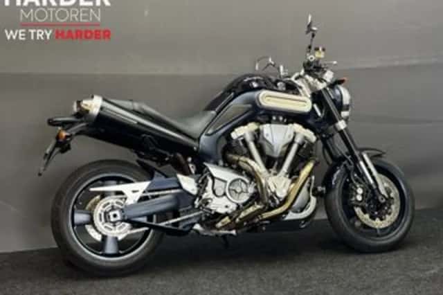 Yamaha MT-01 (2005) thumbnail 3