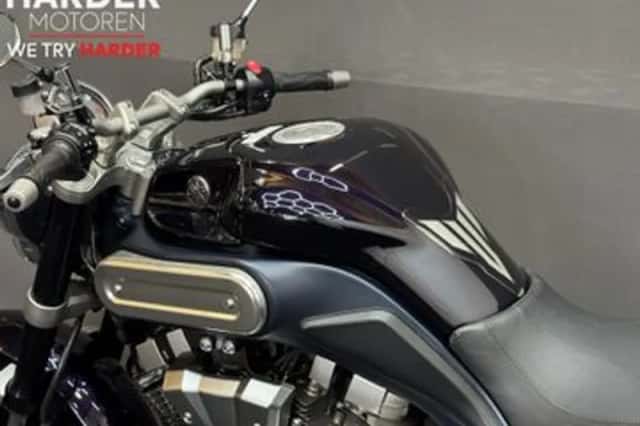 Yamaha MT-01 (2005) thumbnail 6