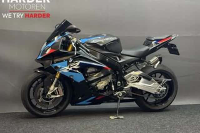 BMW S 1000 RR (2016) thumbnail 5