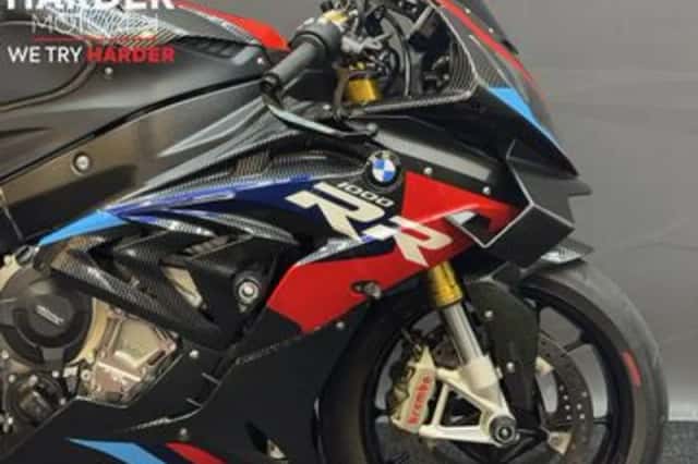 BMW S 1000 RR (2016) thumbnail 6