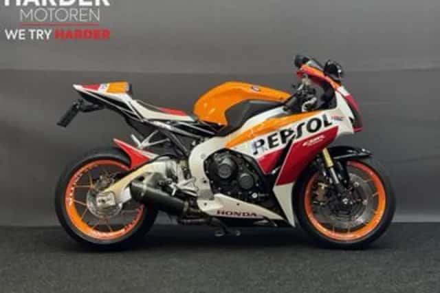 Honda CBR1000RR (2017) thumbnail 2