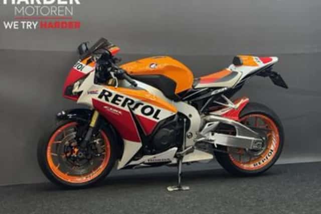 Honda CBR1000RR (2017) thumbnail 5