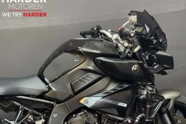 Yamaha MT-10 (2019) thumbnail 6