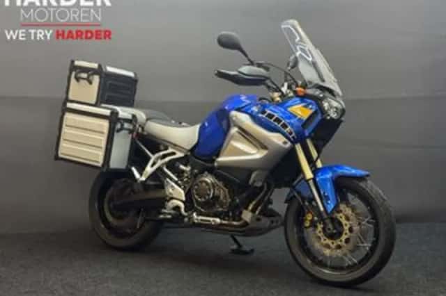 Yamaha XT 1200 Z Super Tenere (2010) thumbnail 1