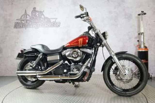 HARLEY-DAVIDSON Street BOB Fxdbi Dyna (2010) thumbnail 6