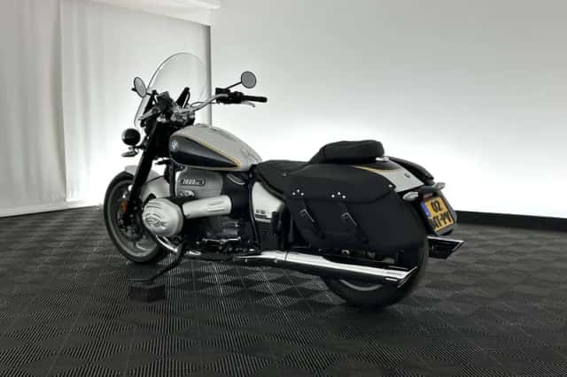 BMW R (2024) thumbnail 4