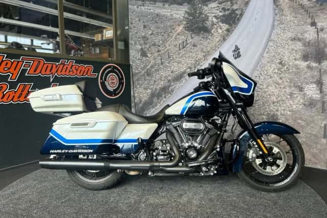 Harley-Davidson Street Glide (2021) thumbnail 2