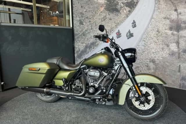 Harley-Davidson Road King Special (2022) thumbnail 2