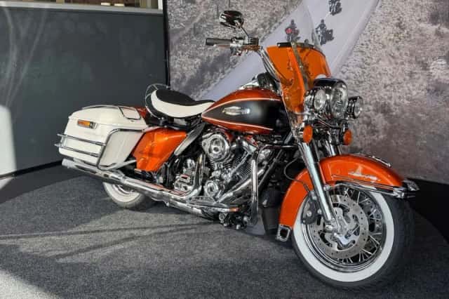 Harley-Davidson Electra Glide (2023) thumbnail 2