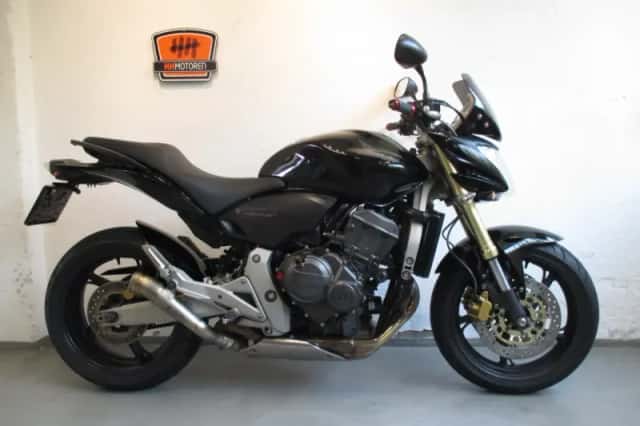 Honda CB 600 F Hornet (2025) thumbnail 1