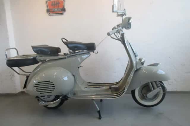 Vespa Acma 125 (1956) thumbnail 1