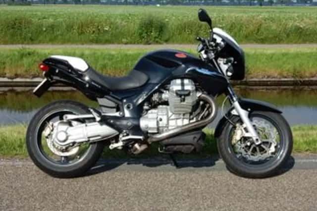 Moto Guzzi 1200 Sport (2007) thumbnail 1