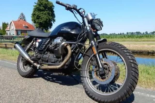 Moto Guzzi Nevada 750 (1997) thumbnail 2