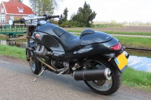 Moto Guzzi Guzzi (1997) thumbnail 6
