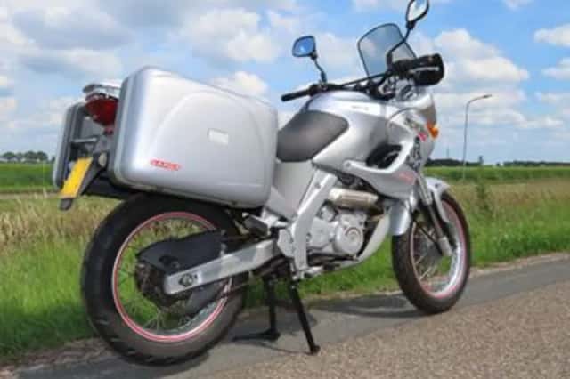 Aprilia Pegaso 650 (1998) thumbnail 3