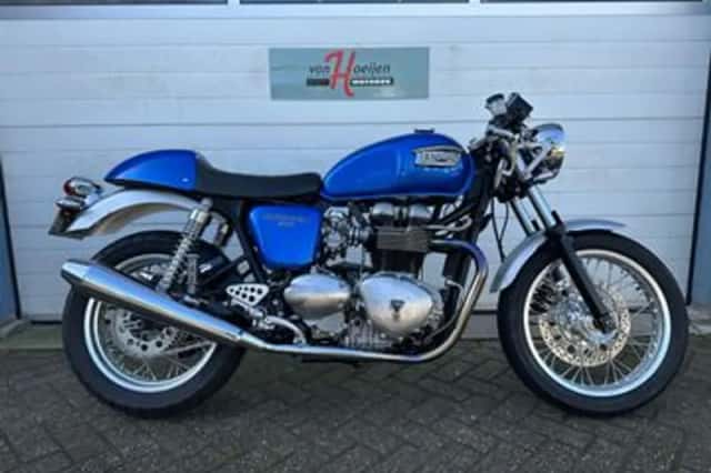 Triumph THRUXTON 900 ORIG.NL! 1E EIG! (2005) thumbnail 1