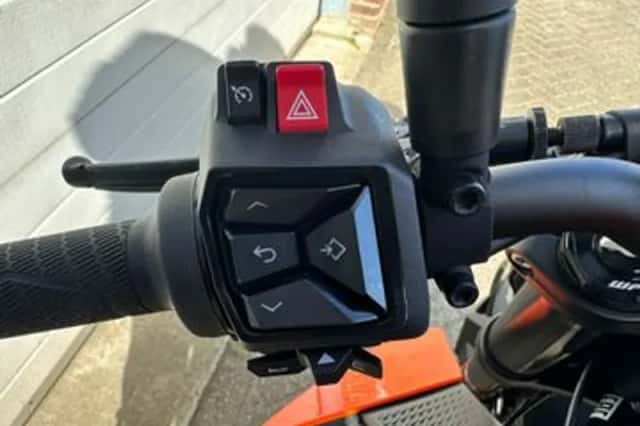 KTM KTM 990 DUKE ARROW (2025) thumbnail 6