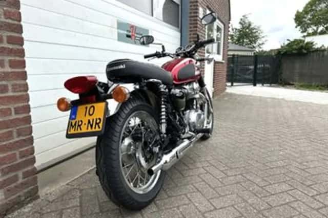 Kawasaki W800 (2022) thumbnail 3