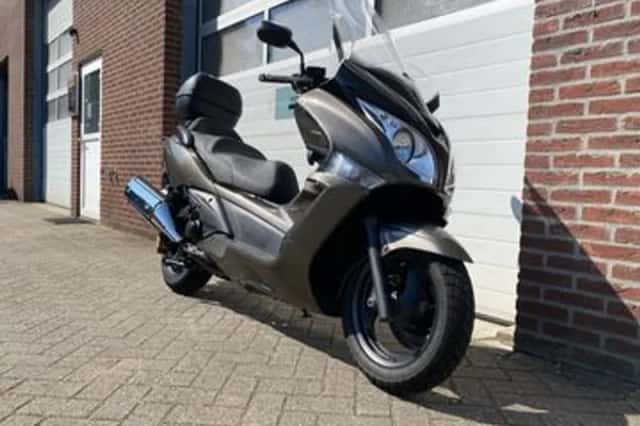 Honda Sw-t 600 FJS Silverwing (2011) thumbnail 2