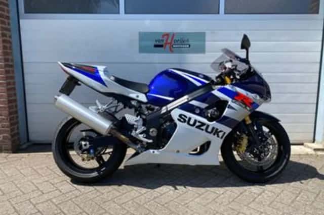 Suzuki GSX-R1000 (2005) thumbnail 1