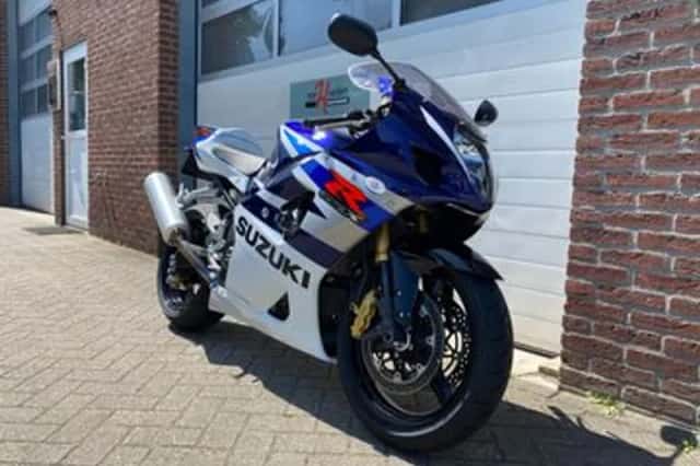 Suzuki GSX-R1000 (2005) thumbnail 2