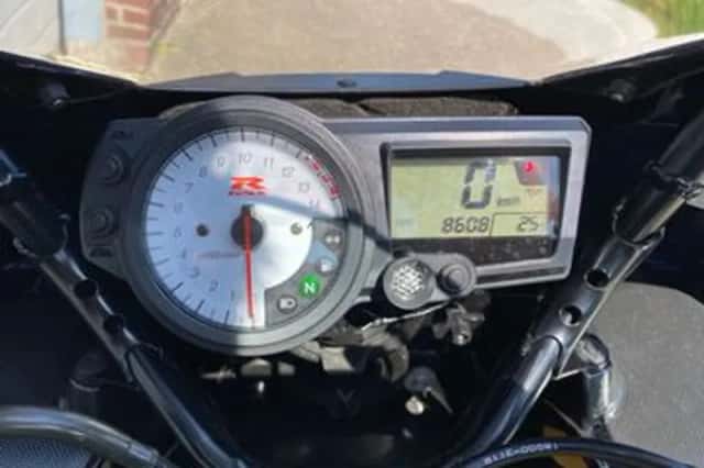 Suzuki GSX-R1000 (2005) thumbnail 4