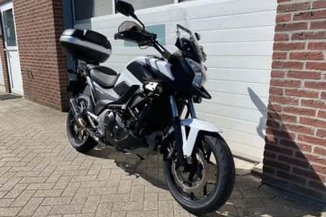 Honda NC750X (2014) thumbnail 2