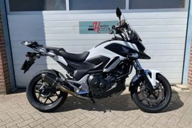 Honda NC750X (2014) thumbnail 4