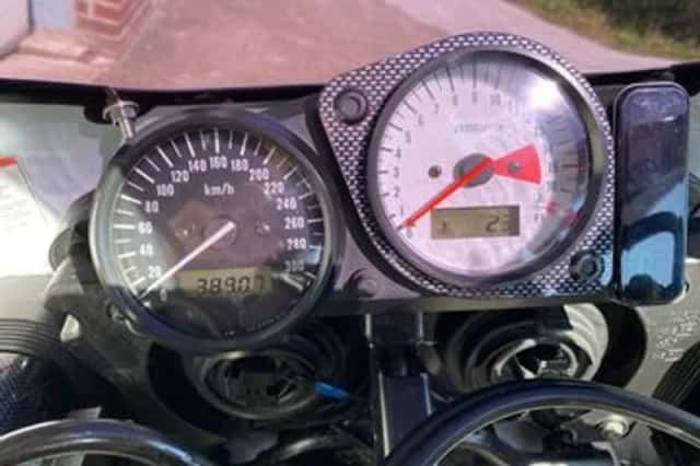 Suzuki GSX-R750 (1998) thumbnail 4