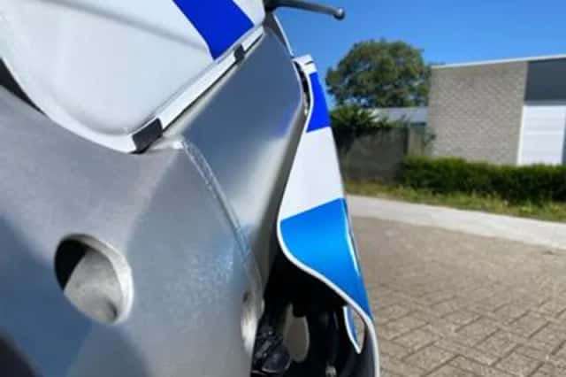 Suzuki GSX-R750 (1998) thumbnail 5