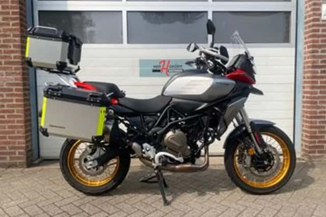 QJ Motor SRT 700 SX Touring (2025) thumbnail 1
