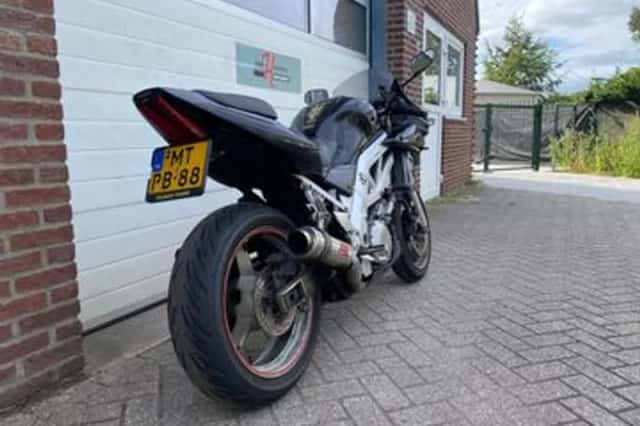 Suzuki SV 1000 S (2003) thumbnail 3