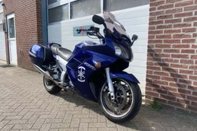 Yamaha FJR1300 (2003) thumbnail 2