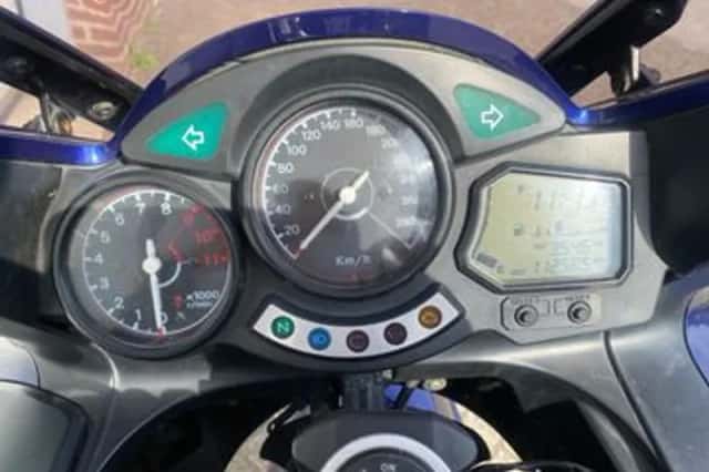 Yamaha FJR1300 (2003) thumbnail 4