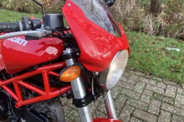 DUCATI MONSTER 695 (2007) thumbnail 3