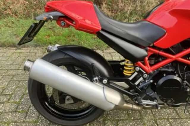 DUCATI MONSTER 695 (2007) thumbnail 6