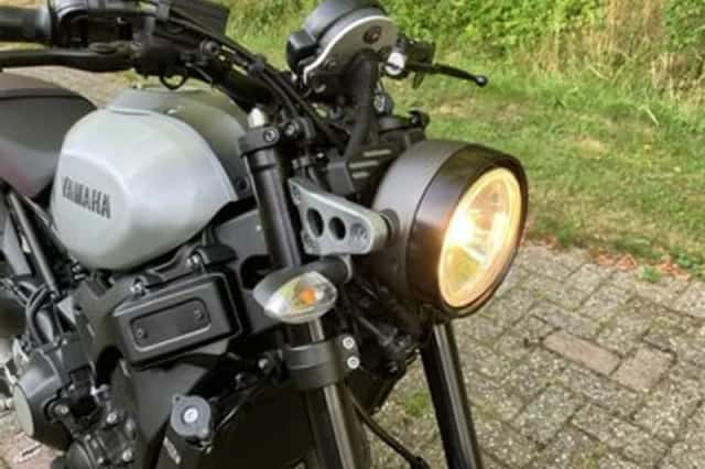 Yamaha XSR900 (2017) thumbnail 3