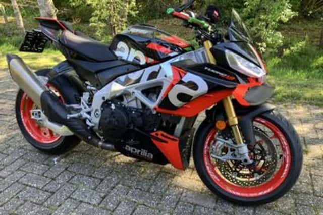 APRILIA TUONO V4 1100 FACTORY (2022) thumbnail 1