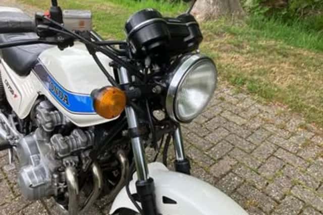 Honda CB 750 F (1981) thumbnail 2