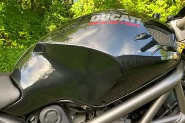 DUCATI M 1100 EVO (2011) thumbnail 4