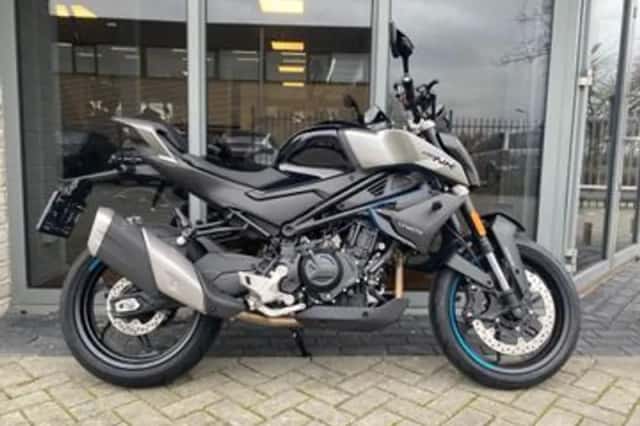 CFMoto 450NK (2026) thumbnail 1