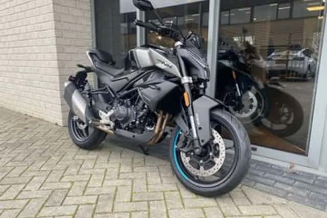 CFMoto 450NK (2026) thumbnail 2